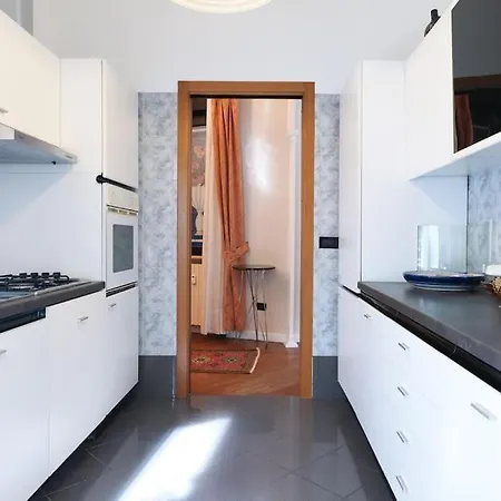 Large And Elegant Apartment In Missori Duomo Milan Extérieur photo