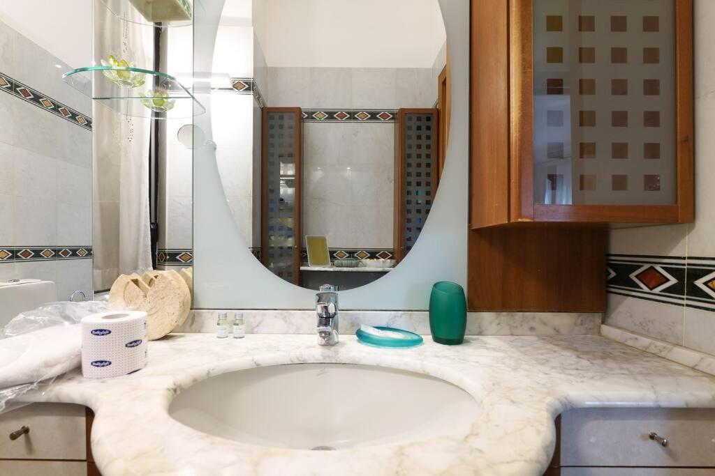 Appartement Large And Elegant In Missori Duomo