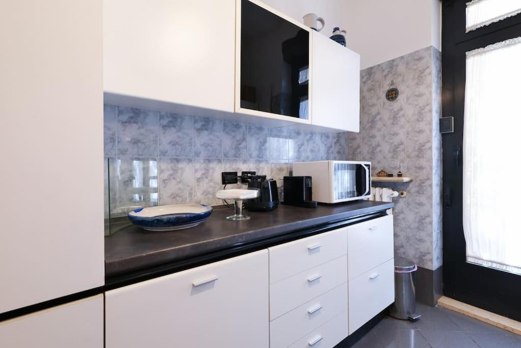 Appartement Large And Elegant In Missori Duomo *