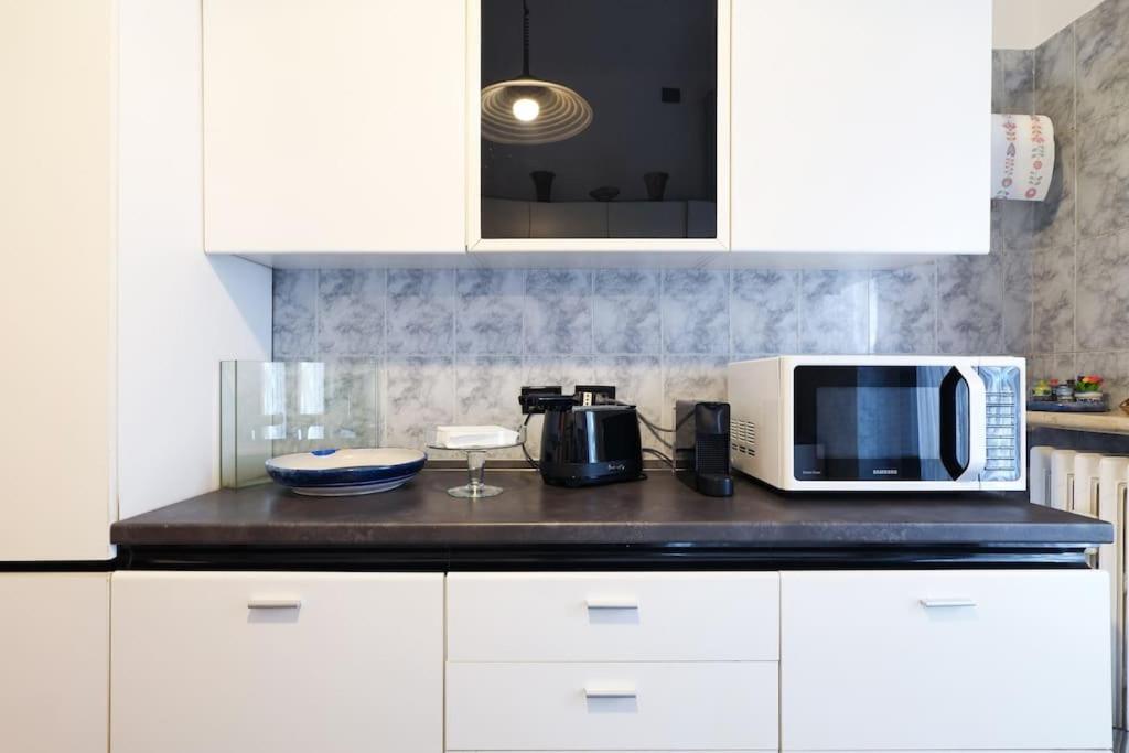 Appartement Large And Elegant In Missori Duomo *